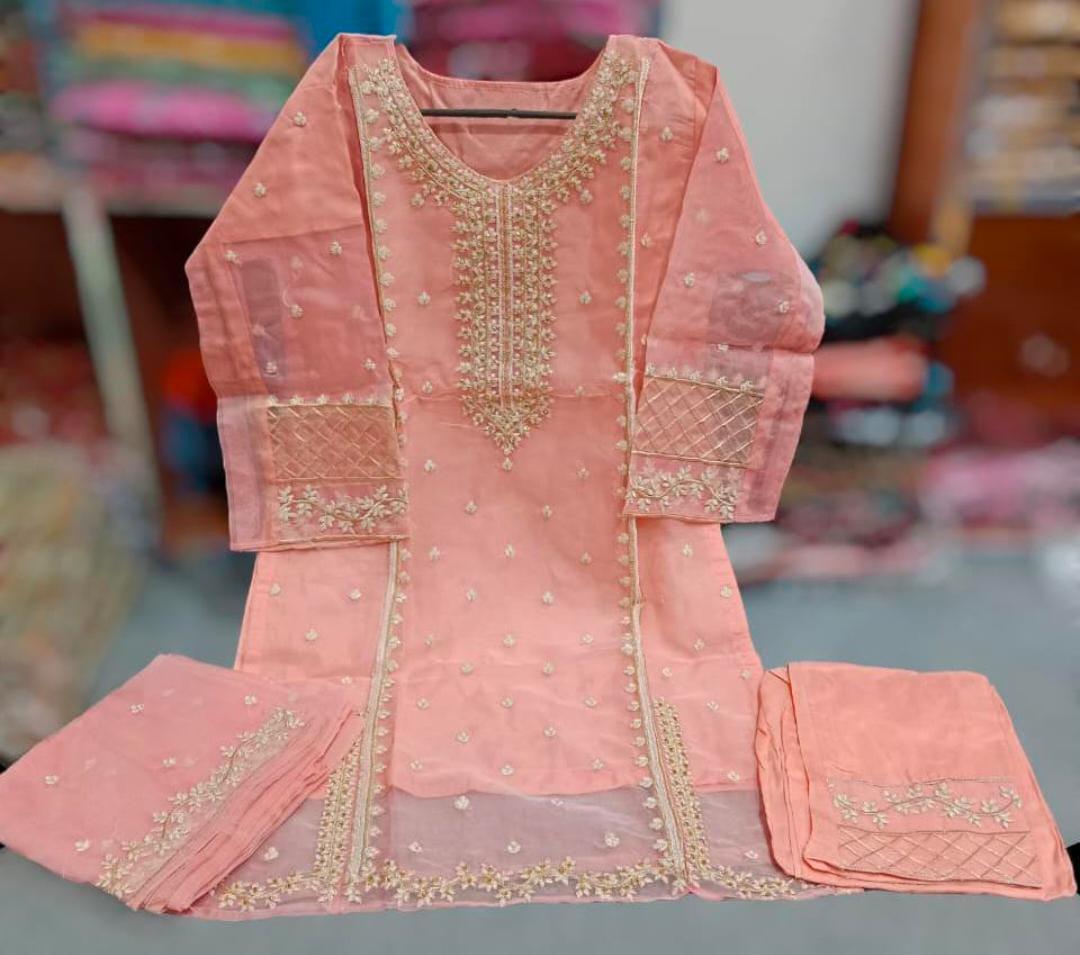 *Product Name*: Embroidered Organza Women's Suit Set - 3 Pcs in Peach
